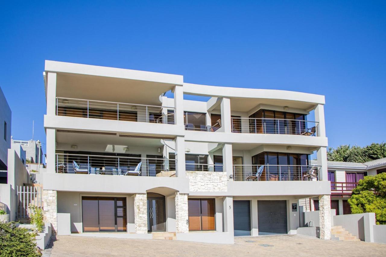 Appartamento Whale Waters Self Catering Gansbaai De Kelders Esterno foto